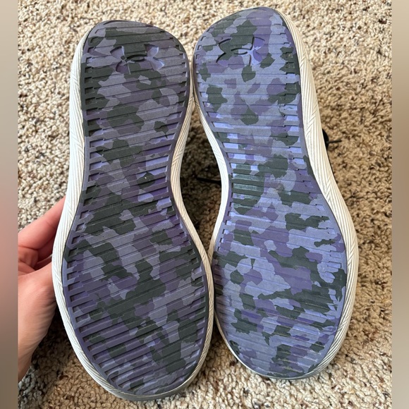 Black and purple youth Under Armour tennis shoes, size 7Y - Picture 5 of 5